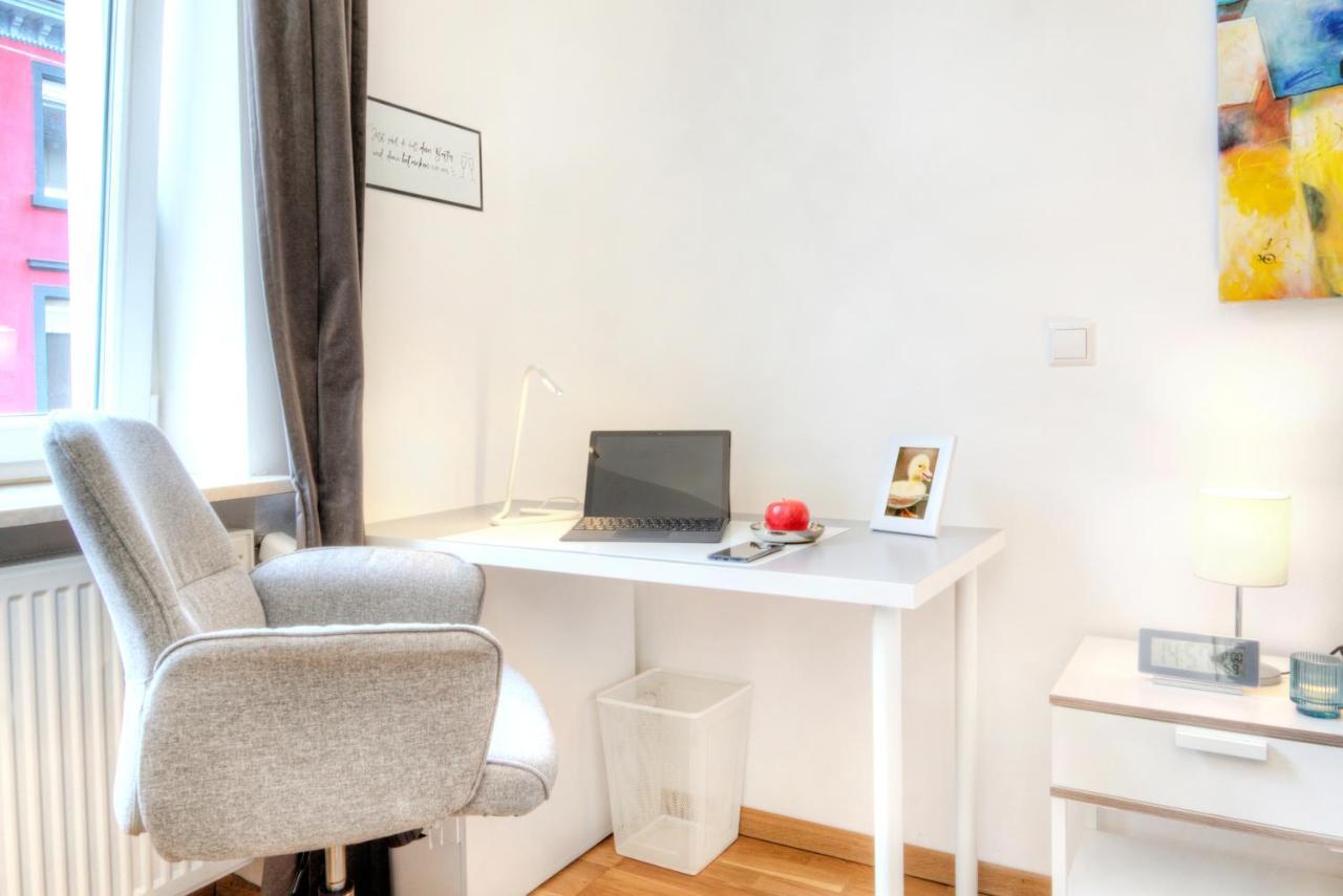 Ferienwohnung Altbaucharme In Der Stadtmitte Karlsruhe Exterior foto