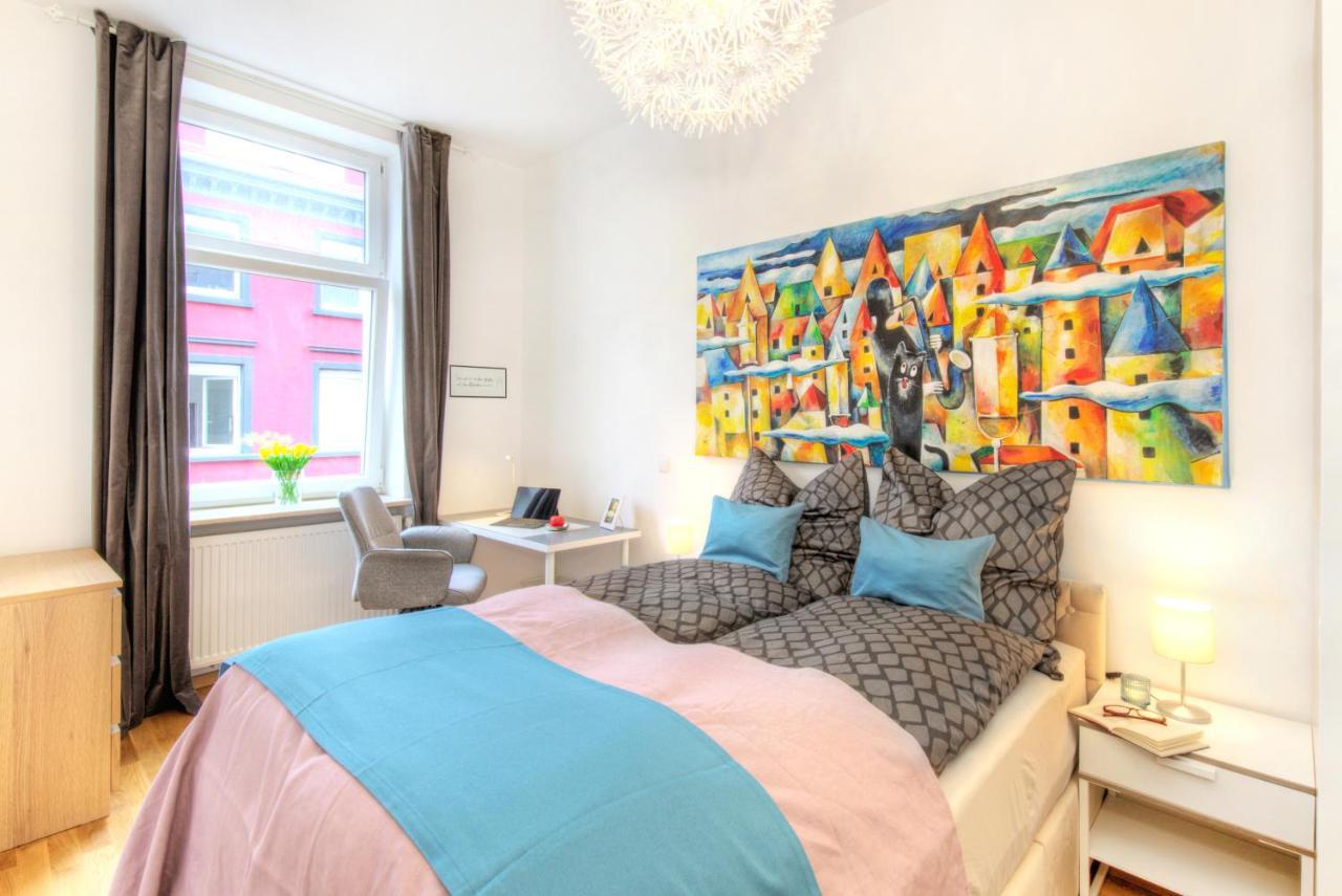 Ferienwohnung Altbaucharme In Der Stadtmitte Karlsruhe Exterior foto