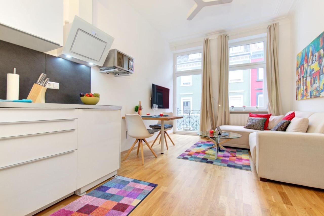 Ferienwohnung Altbaucharme In Der Stadtmitte Karlsruhe Exterior foto